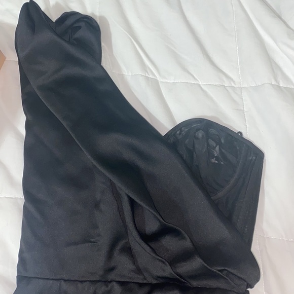 Drape front mesh corset dress - Picture 6 of 7